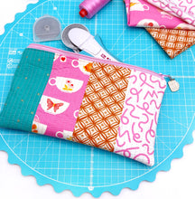 Load image into Gallery viewer, Rotary Cutter Case PDF Digital Pattern
